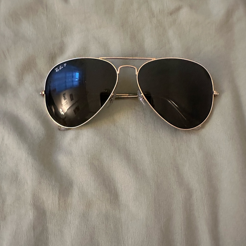 polarized ray ban aviators